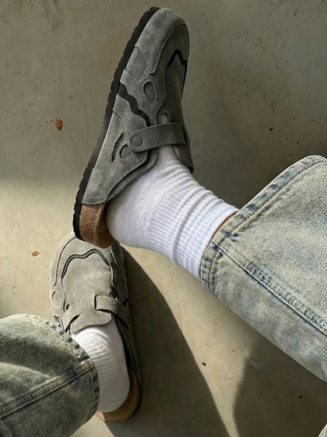 DCRB Wavey Clogs - Image 8