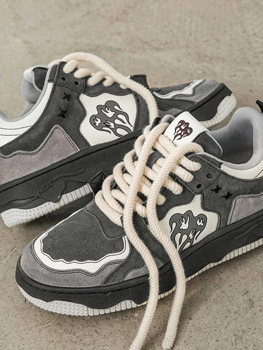 Retro Heart Sneaker - Image 6