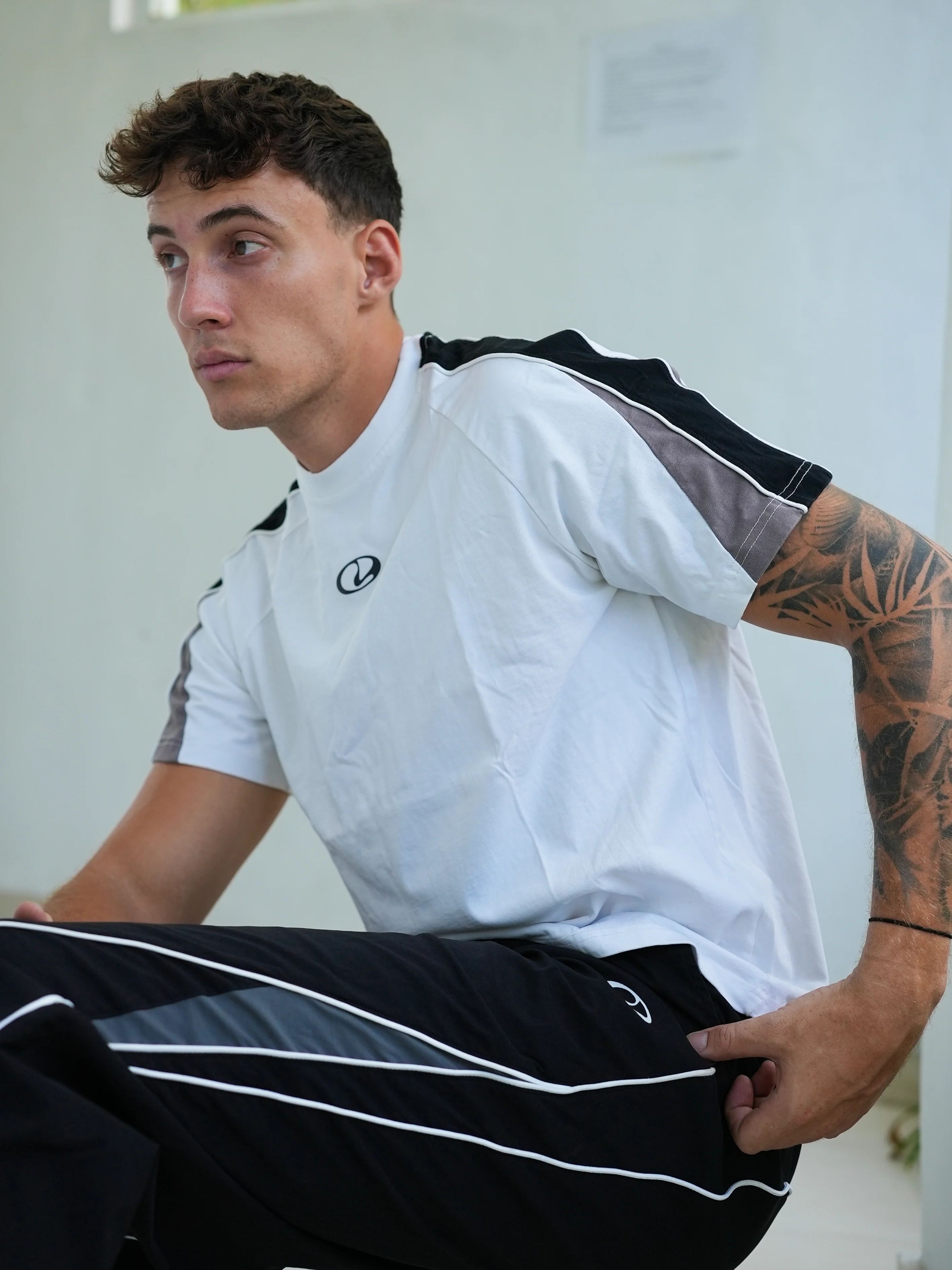 Vintage Decarba Sport Joggers - Image 9