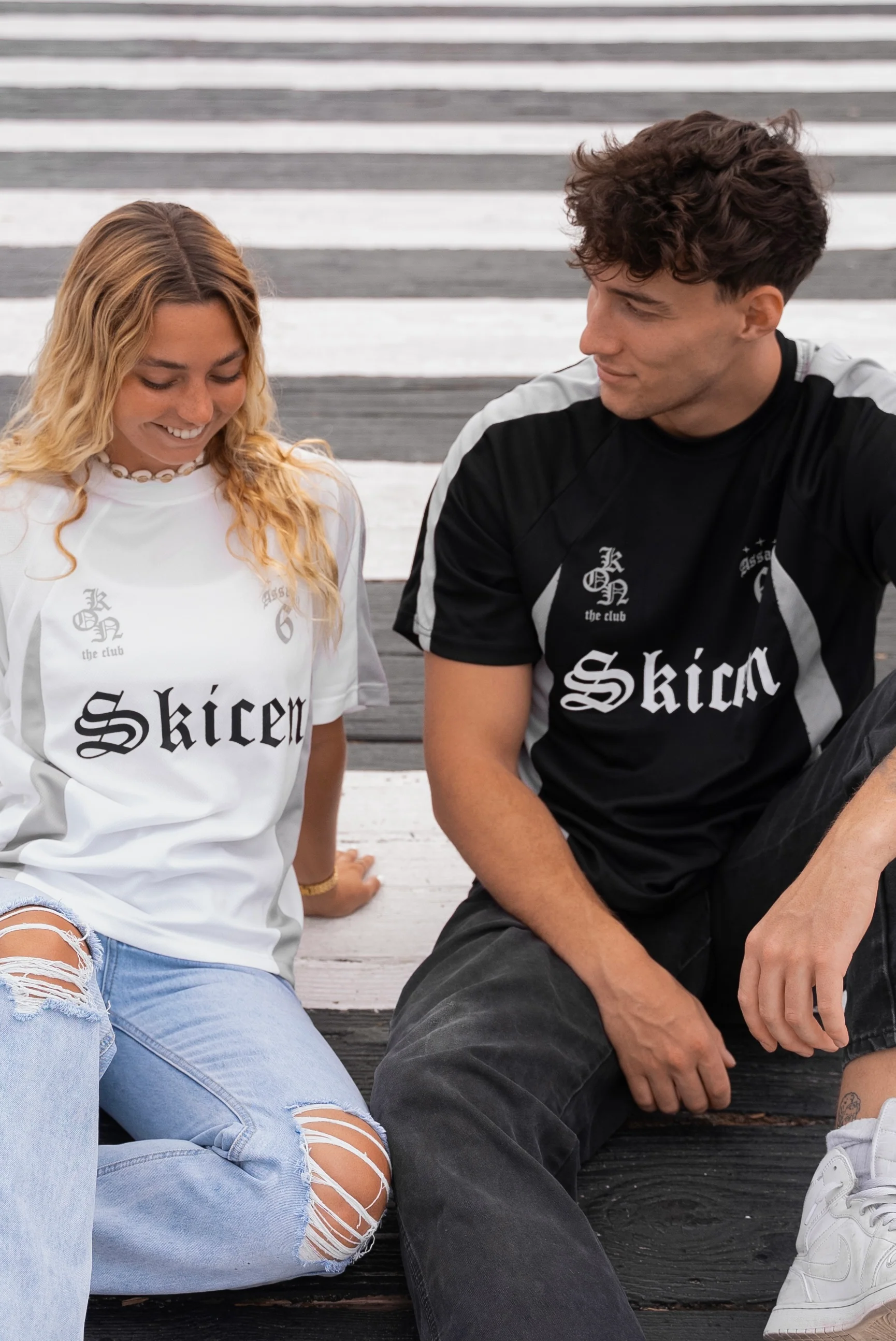 Vintage Skicen Tee - Image 16